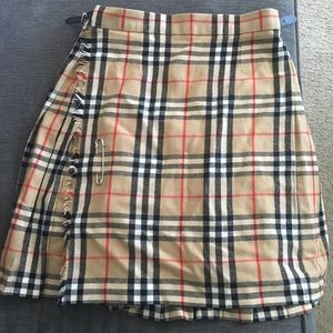 SOLD Authentic Burberry Nova Check vintage skirt